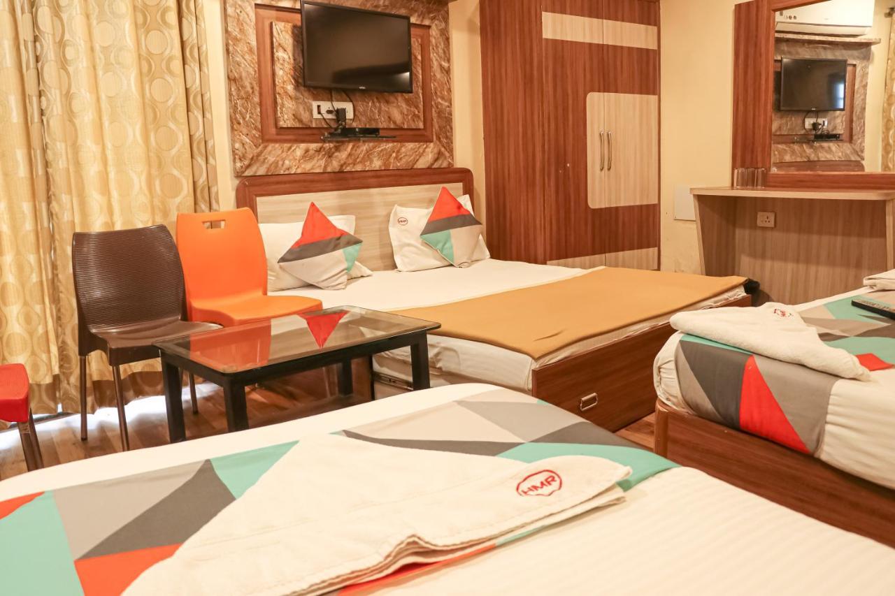 Hotel Mukesh Residency Púna Exteriér fotografie